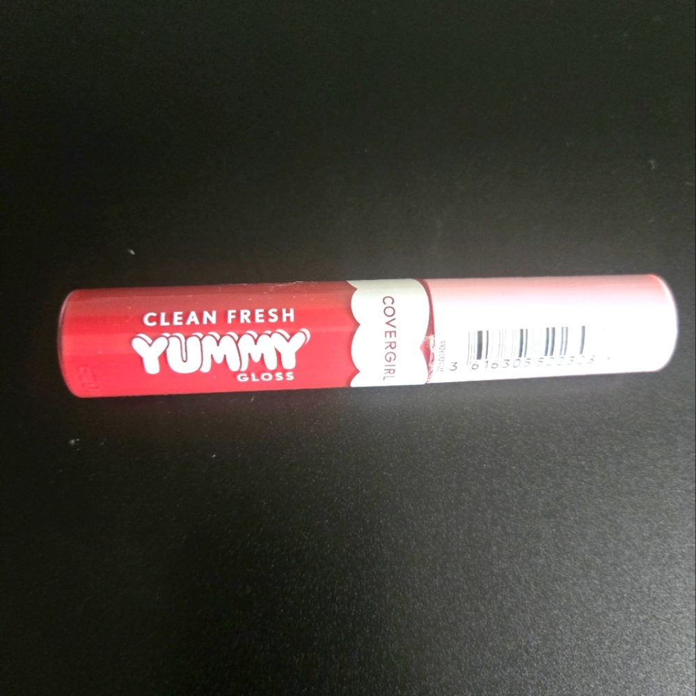 COVERGIRL Clean Fresh Yummy Gloss  Color 110 Sunrise Blush